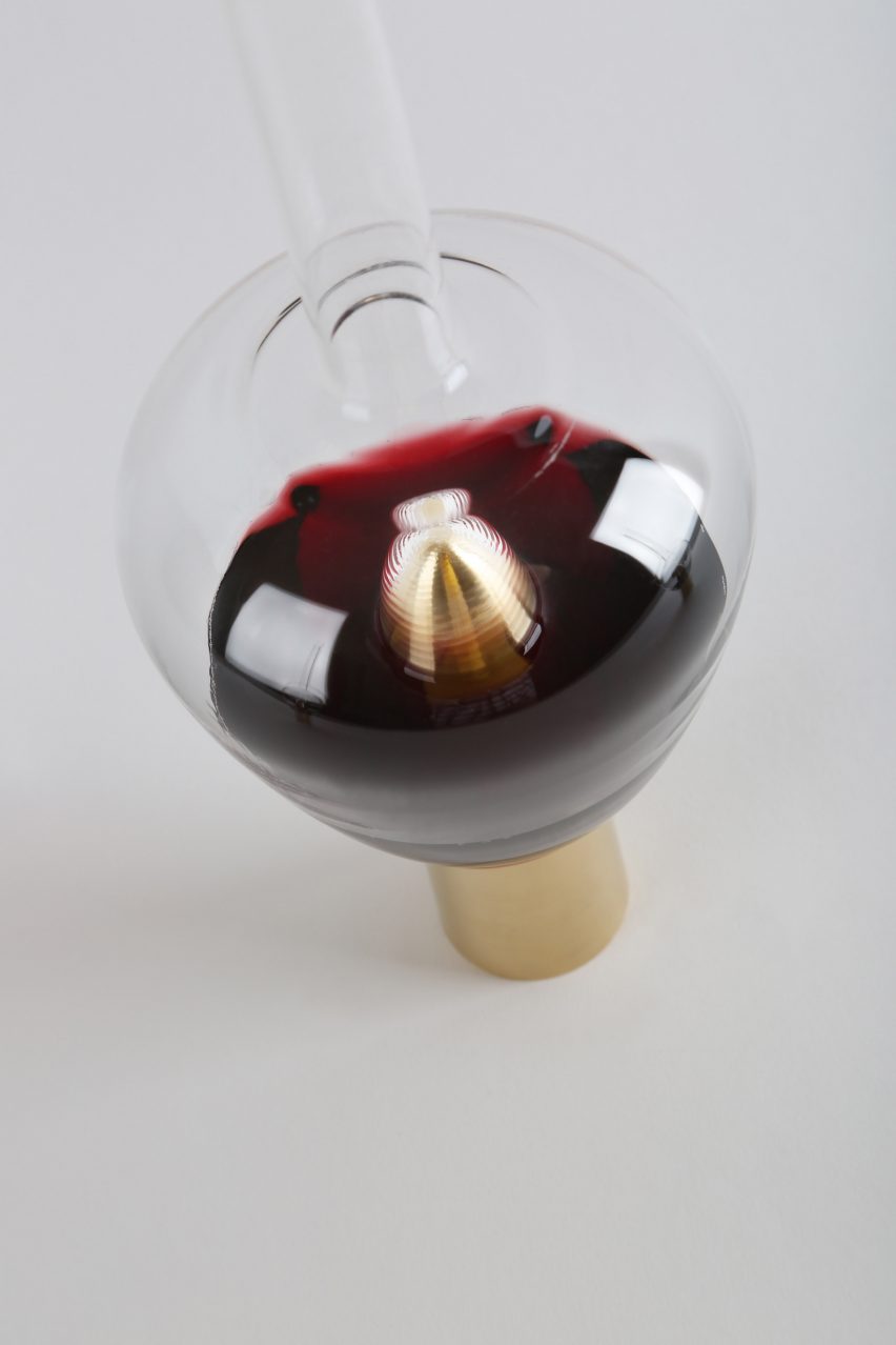 Plugged vessels by Richard Yasmine