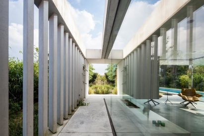 Poolhouse O by Steven Vandenborre