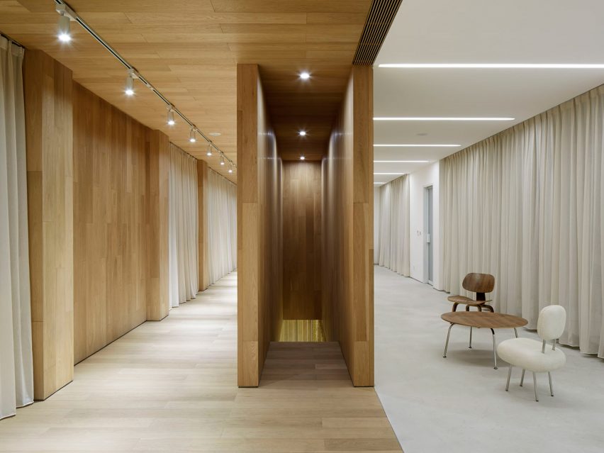 Sales office by team bldgxl