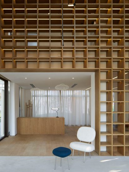 Sales office by team bldgxl