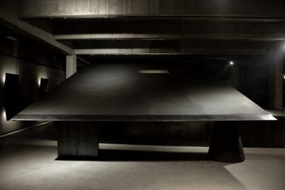 retail-inside-black-cabt-system-heike-store-hangzhou-an-world-architecture-festival-best-interior_dezeen_1704_ss_1