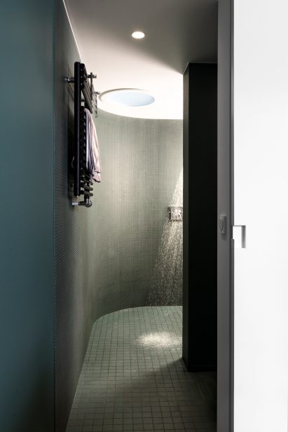 Semi-detached house by Rob Mols and Studio K