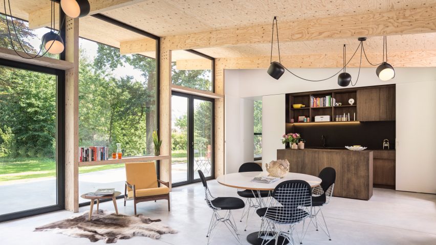 Semi-detached house by Rob Mols and Studio K