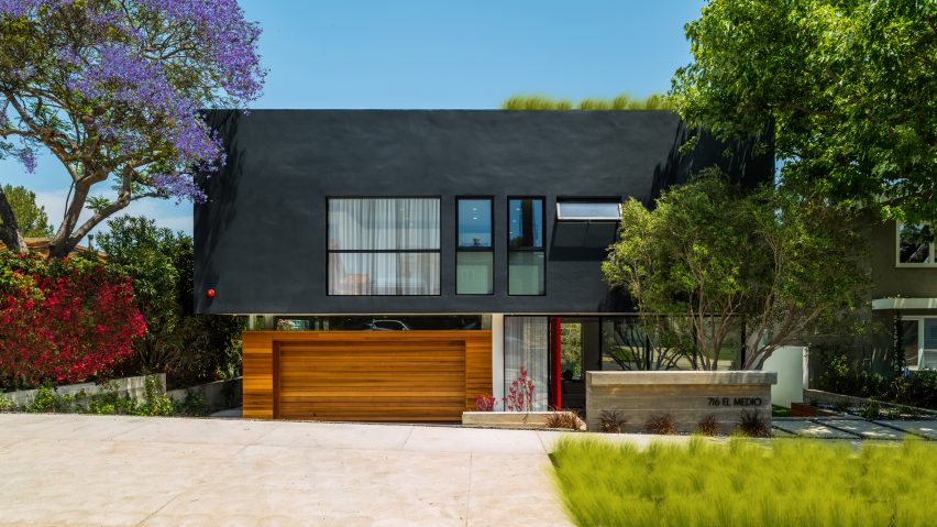 The Middle house by hu mn+