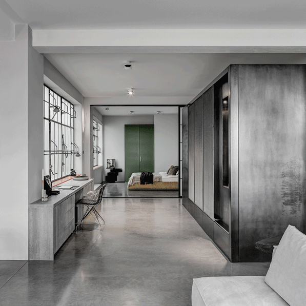 theatrical-apartment-apa-london-uk-roundup_dezeen_sqb