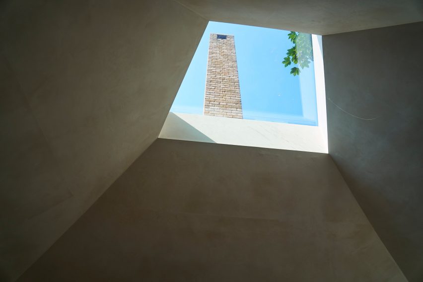 Tin House by Henning Stummel Architects
