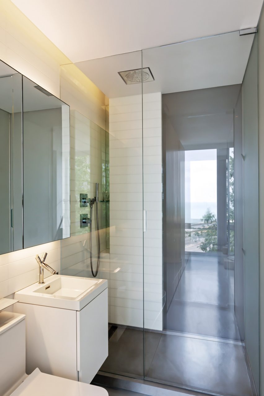 Vladimir Radutny Architects' Unit 3E apartment in Chicago
