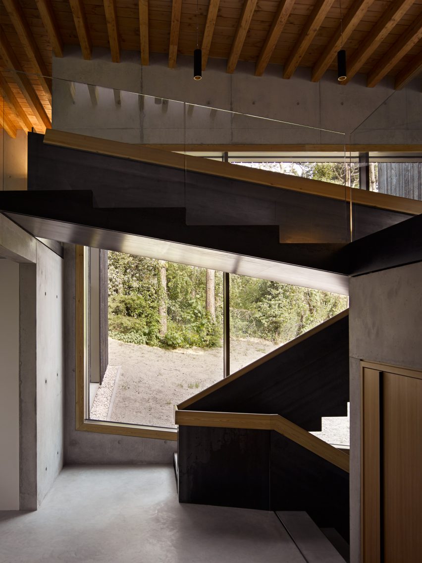 Villa Meijendel by Ronald Knappers