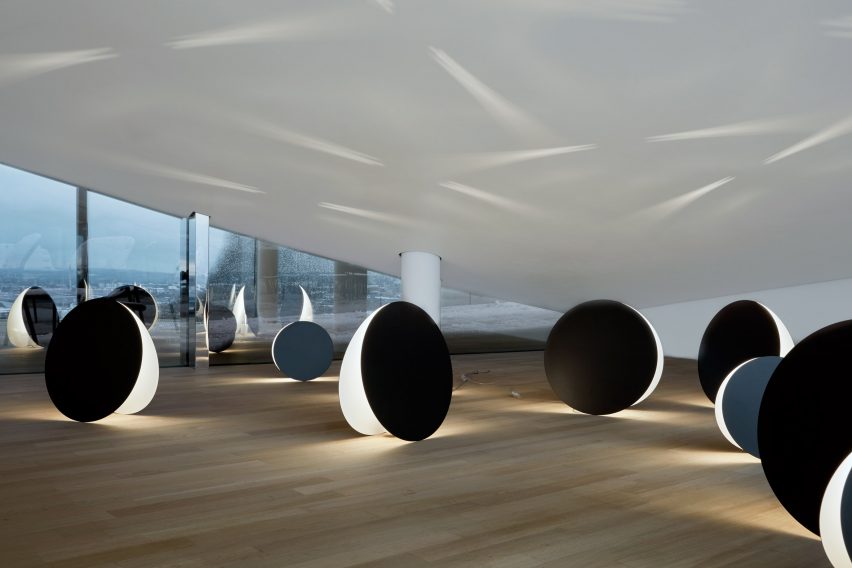 "WRS Architekten & Stadtplaner GMBH and Studio Besau-Marguerre furnish Elbphilharmonie "