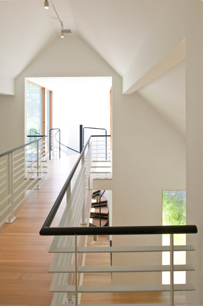 21st Century Cabin by Julia Heine/McInturff Architects