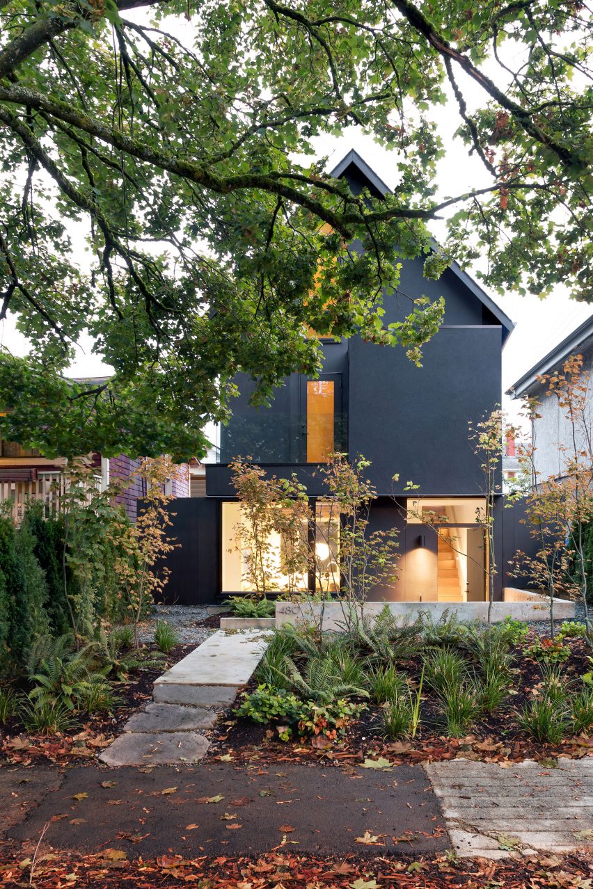 480 House by D’Arcy Jones