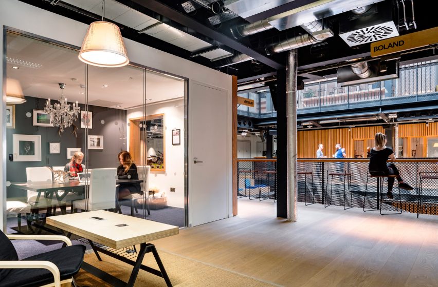 Airbnb Dublin Office interior