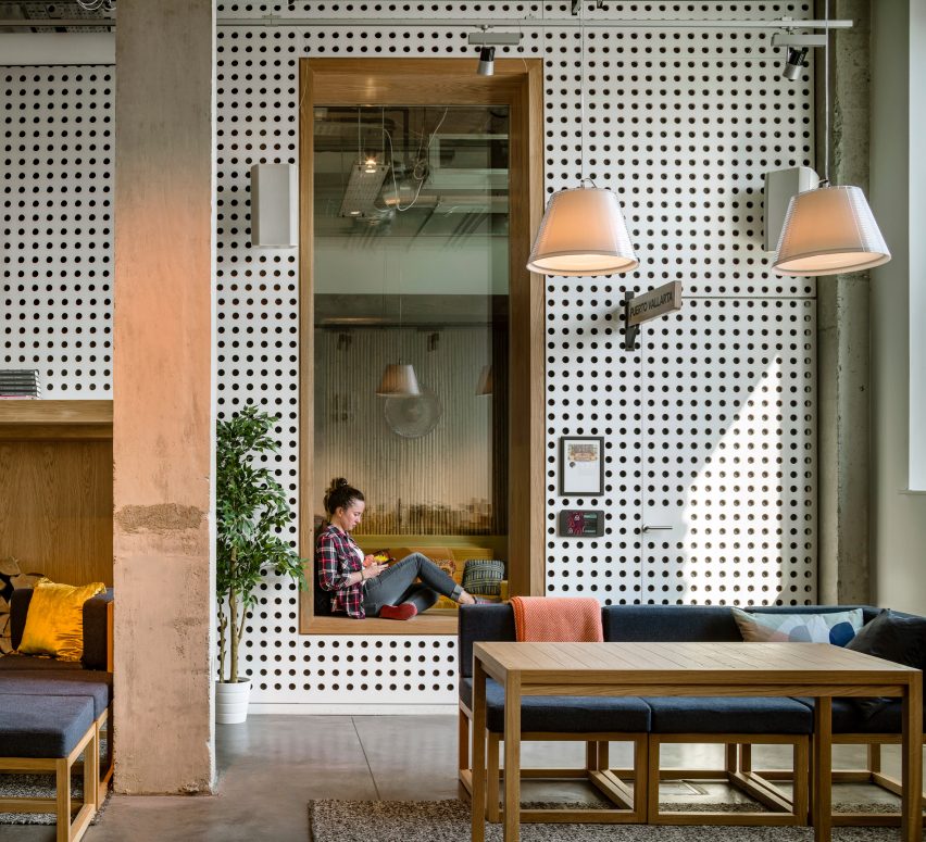 Airbnb Dublin Office interior