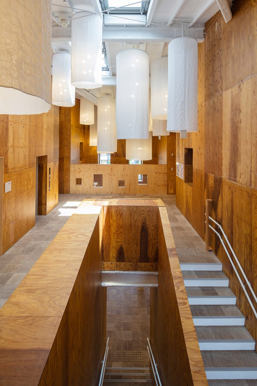 Aitoku kindergarten by Kengo Kuma
