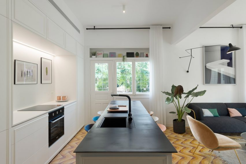 Bauhaus apartment by Maayan Zusman and Amir Navon