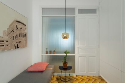 Bauhaus apartment by Maayan Zusman and Amir Navon