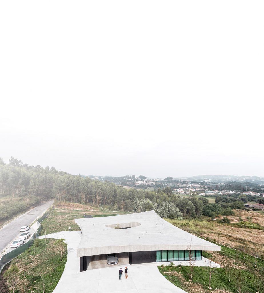 Cabo de Vila House by Spaceworkers
