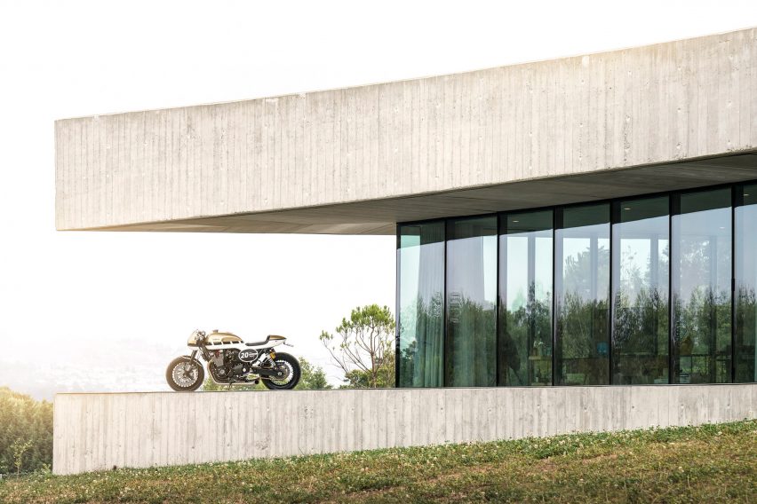 Cabo de Vila House by Spaceworkers