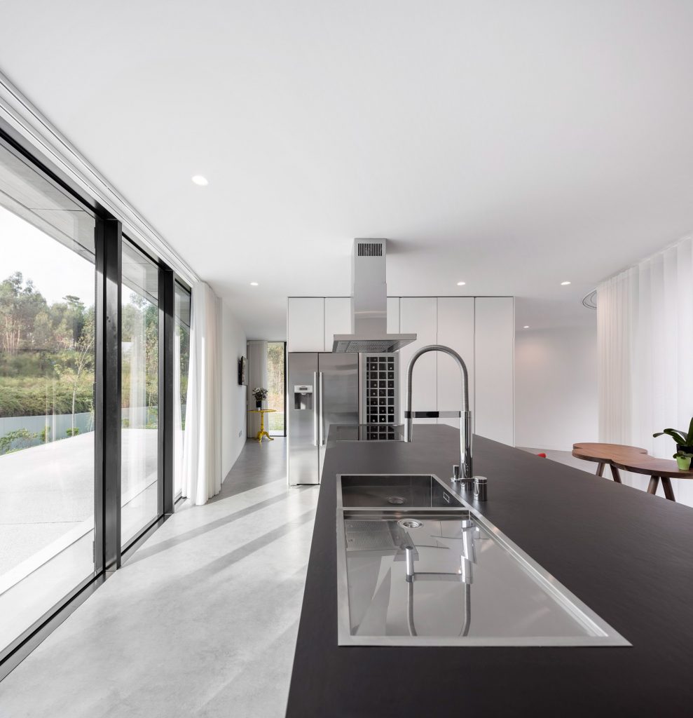 Cabo de Vila House by Spaceworkers