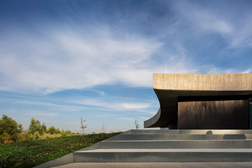 Cabo de Vila House by Spaceworkers