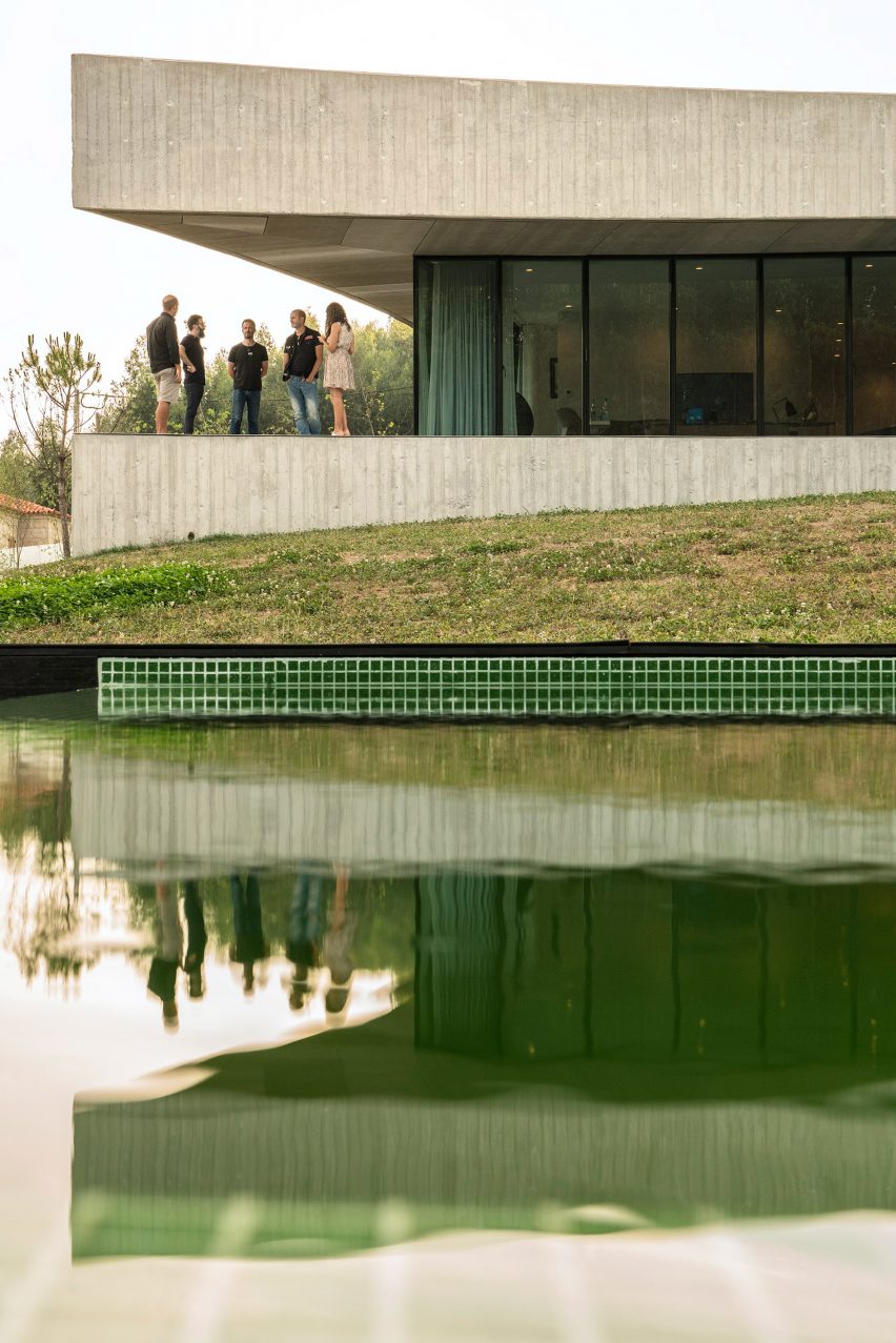 Cabo de Vila House by Spaceworkers