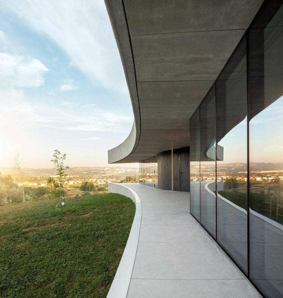 Cabo de Vila House by Spaceworkers