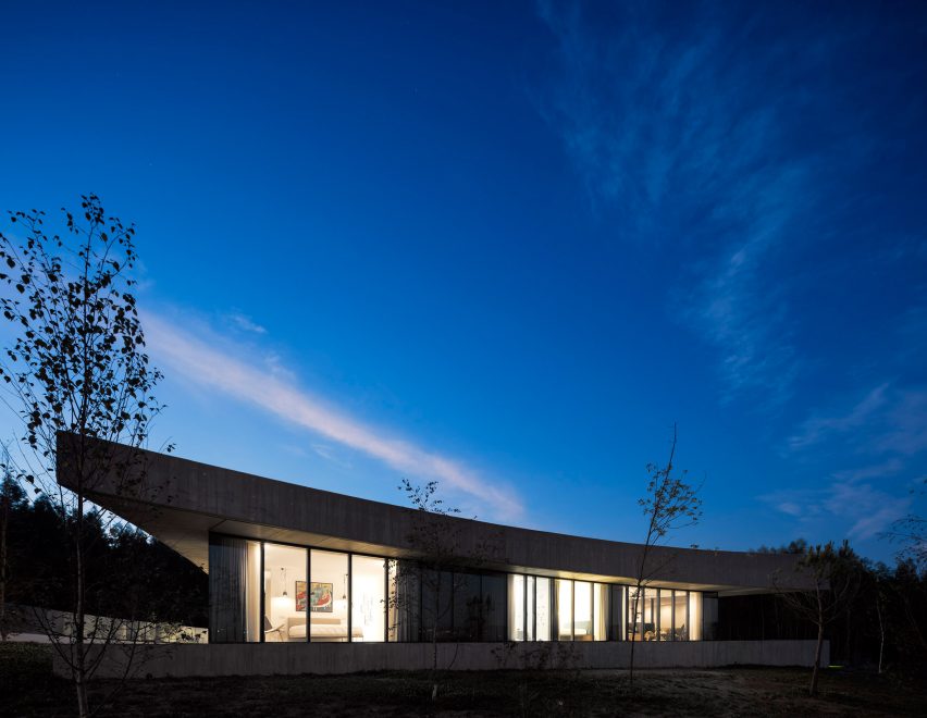Cabo de Vila House by Spaceworkers
