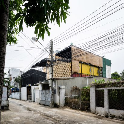 Ccasa Hostel by TAK architects