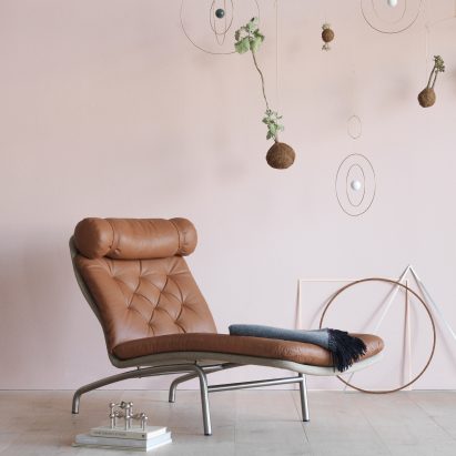christmas-furniture-reissues-av-72-chair-arne-vodder-reissue-erik-jorgensen-design-chair_dezeen_sqb