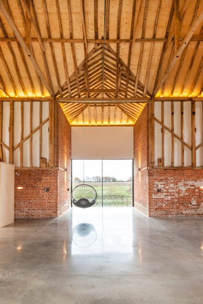 Church Hill Barn by David Nossiter Architects