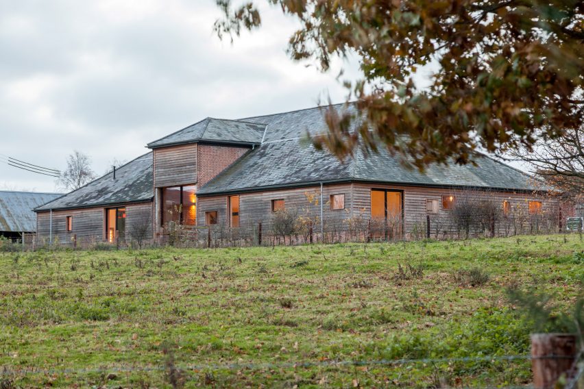 Church Hill Barn by David Nossiter Architects