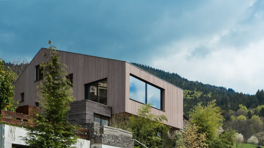 Cloud Cuckoo House by UberRaum Architects