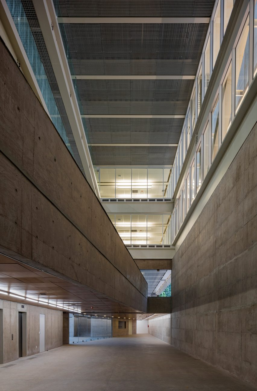 CNM Headquaters by Mira architects Brazil architecture