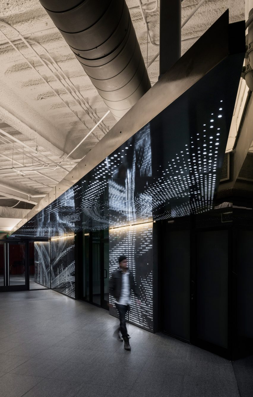 Connexion by Patrick Tighe