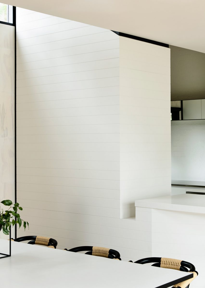 Courtyard Cottage, Flinders Melbourne by WOLVERIDGE ARCHITECTS