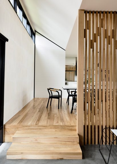 Courtyard Cottage, Flinders Melbourne by WOLVERIDGE ARCHITECTS