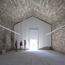 Cultural Center in Jarandilla by Héctor Fernández Elorza and Manuel Fernández Ramírez