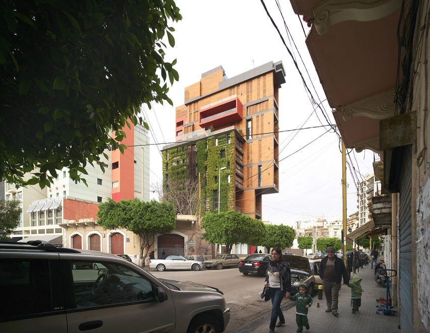 east-village_jean_marc-bonfils_apartment-art-gallery_lebanon-beirut_dezeen_1704_col_0