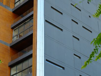 east-village_jean_marc-bonfils_apartment-art-gallery_lebanon-beirut_dezeen_1704_col_0