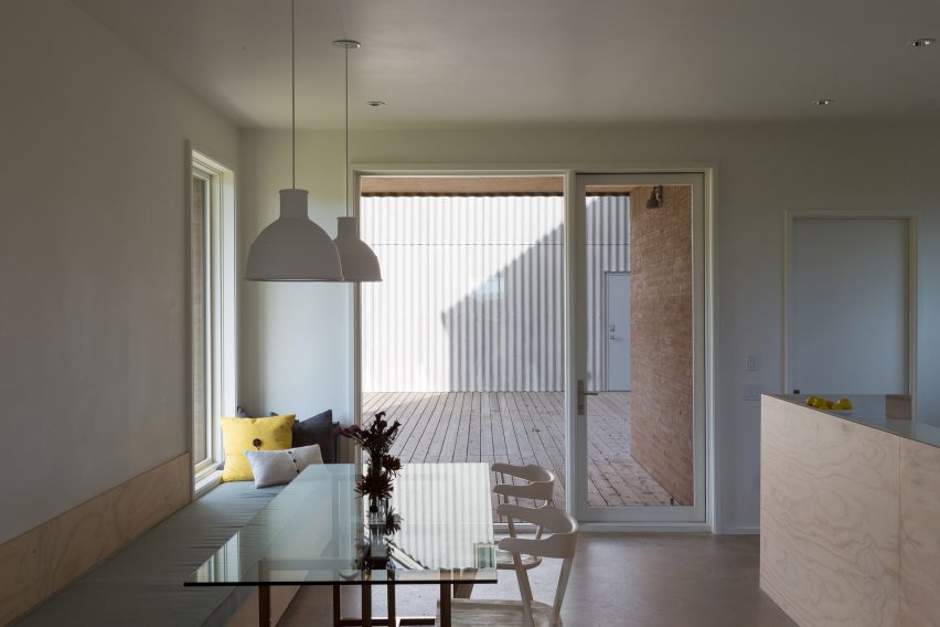 Elephant House by Faye and Walker Architecture