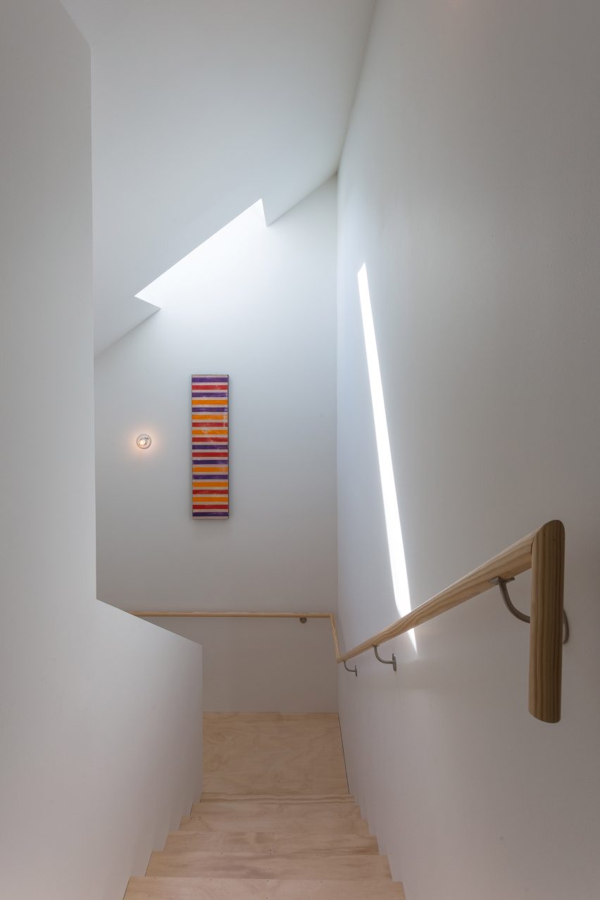 Elephant House by Faye and Walker Architecture