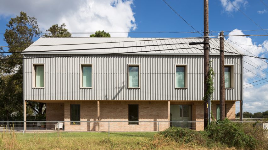 Elephant House by Faye and Walker Architecture