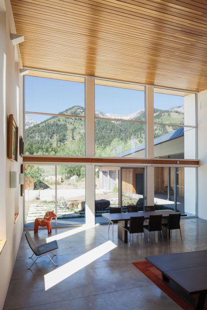 Fish Creek house by Dynia