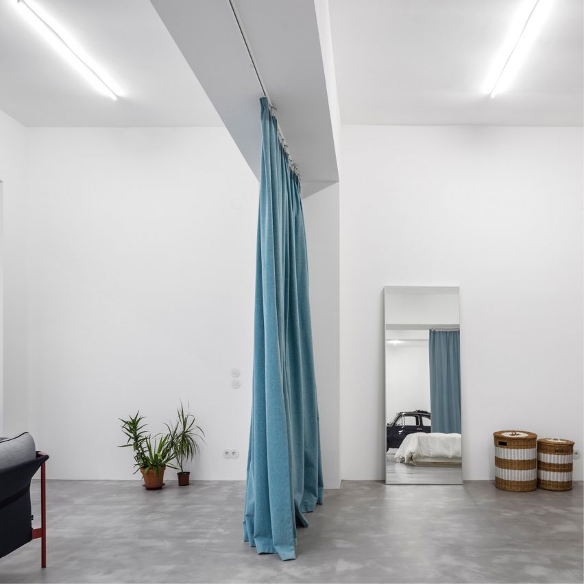 Garage house Lisbon by Fala Atelier