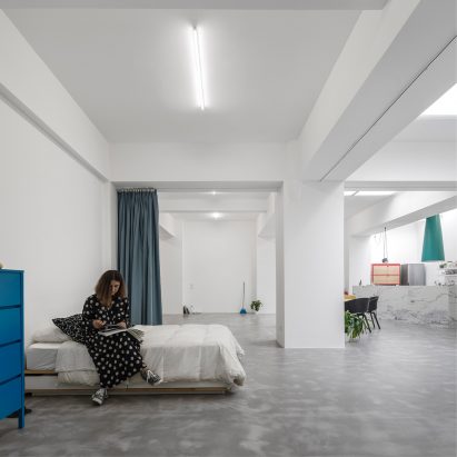 Garage house Lisbon by Fala Atelier