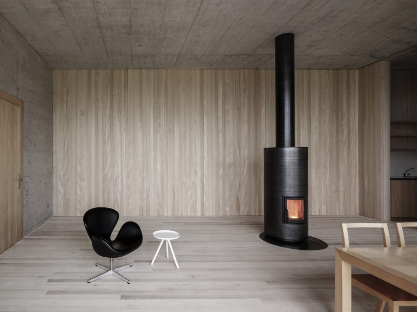 Griss Equine Veterinary Practice in Austria by Marte Marte Architects