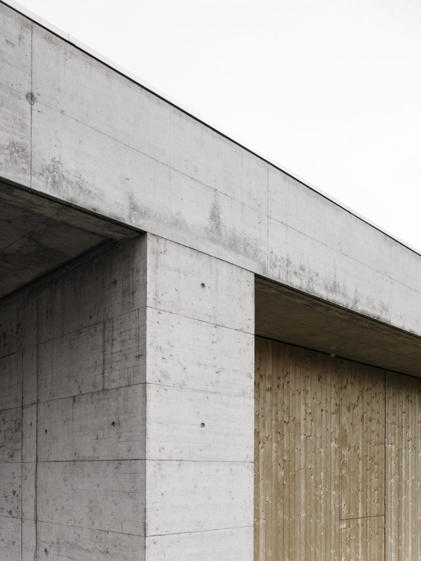 Griss Equine Veterinary Practice in Austria by Marte Marte Architects