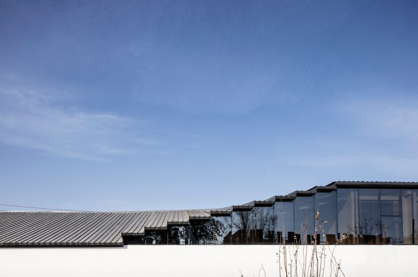 Hall within cloud-Art studio of Xu Hongquan
