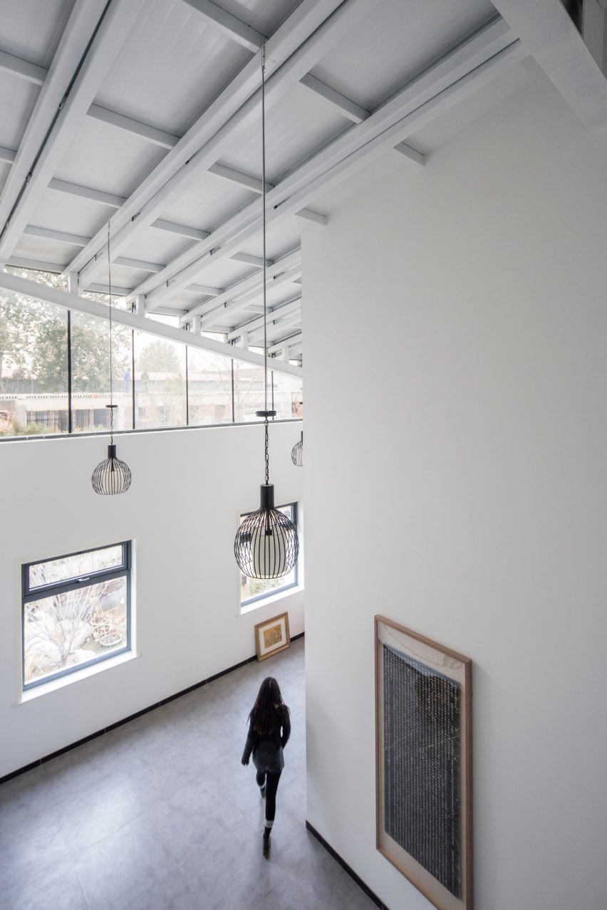Hall within cloud-Art studio of Xu Hongquan