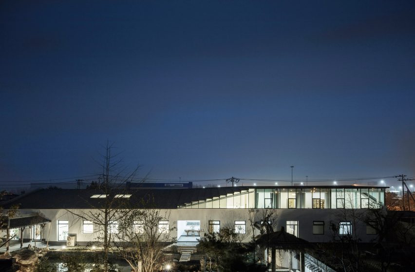 Hall within cloud-Art studio of Xu Hongquan